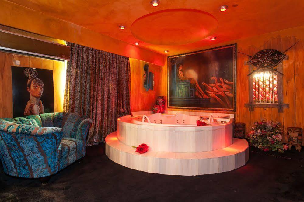 Hotel Priamos-Αdults Only Афины Экстерьер фото
